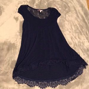 Hi-low lace trimmed top